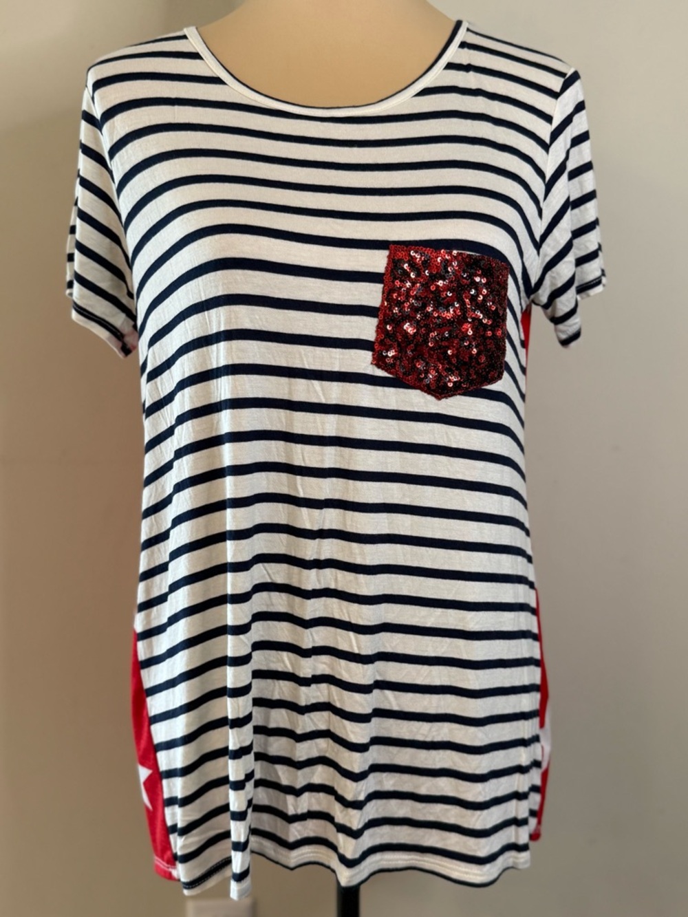 Giddy Up Glamour red white blue stripes stars sequined top SZ M